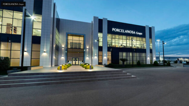 Porcelanosa contrata a Lopez Domenech