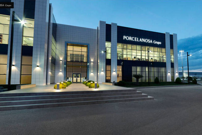 porcelanosa-grupo Porcelanosa contrata a Lopez Domenech