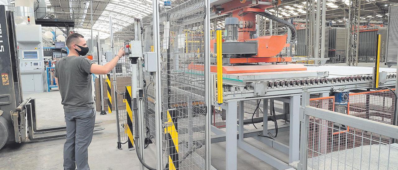 reactivacion-sector-ceramico-castelon Reactivación del sector cerámico en Castellón